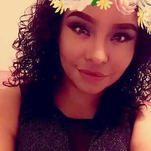 Meet your Posher, Alejandra