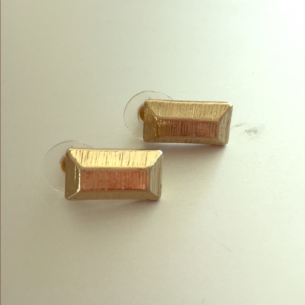Gold bar earrings