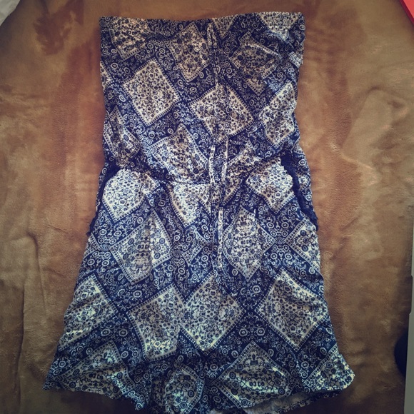 Blue patterned romper - Picture 1 of 1