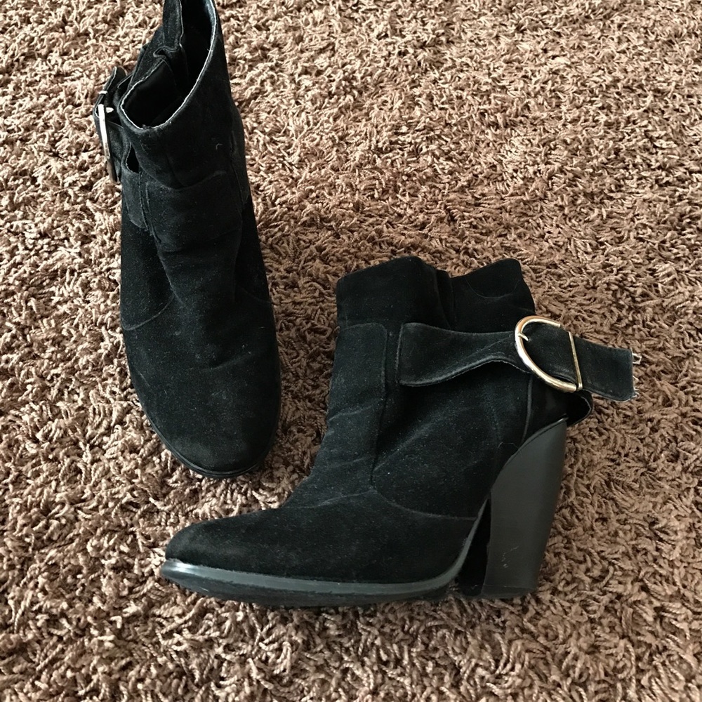Wet seal ankle boots. Size 10