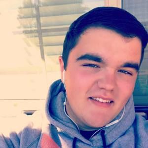 Meet your Posher, Devan