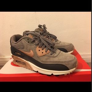 Nike air max 90 grey and bronze