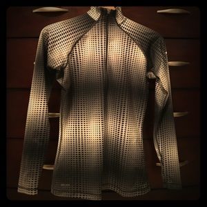 Nike pro running half zip top