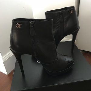 SOLD on Trad•esy Chanel Booties