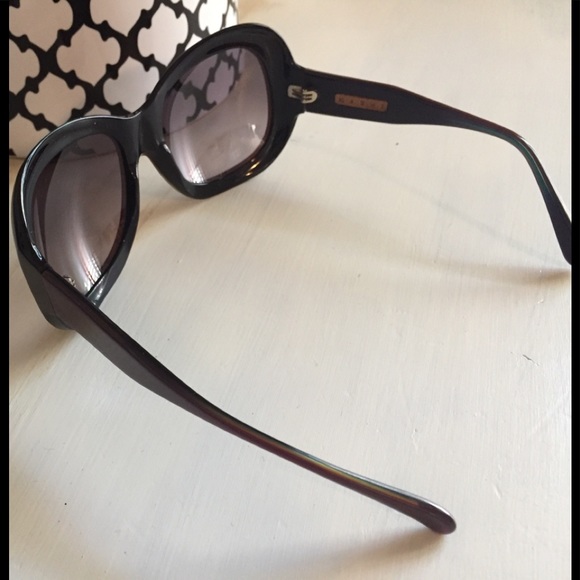 Marni Oversized Sunglasses - Picture 3 of 7