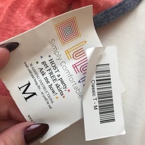 M - Classic T lularoe