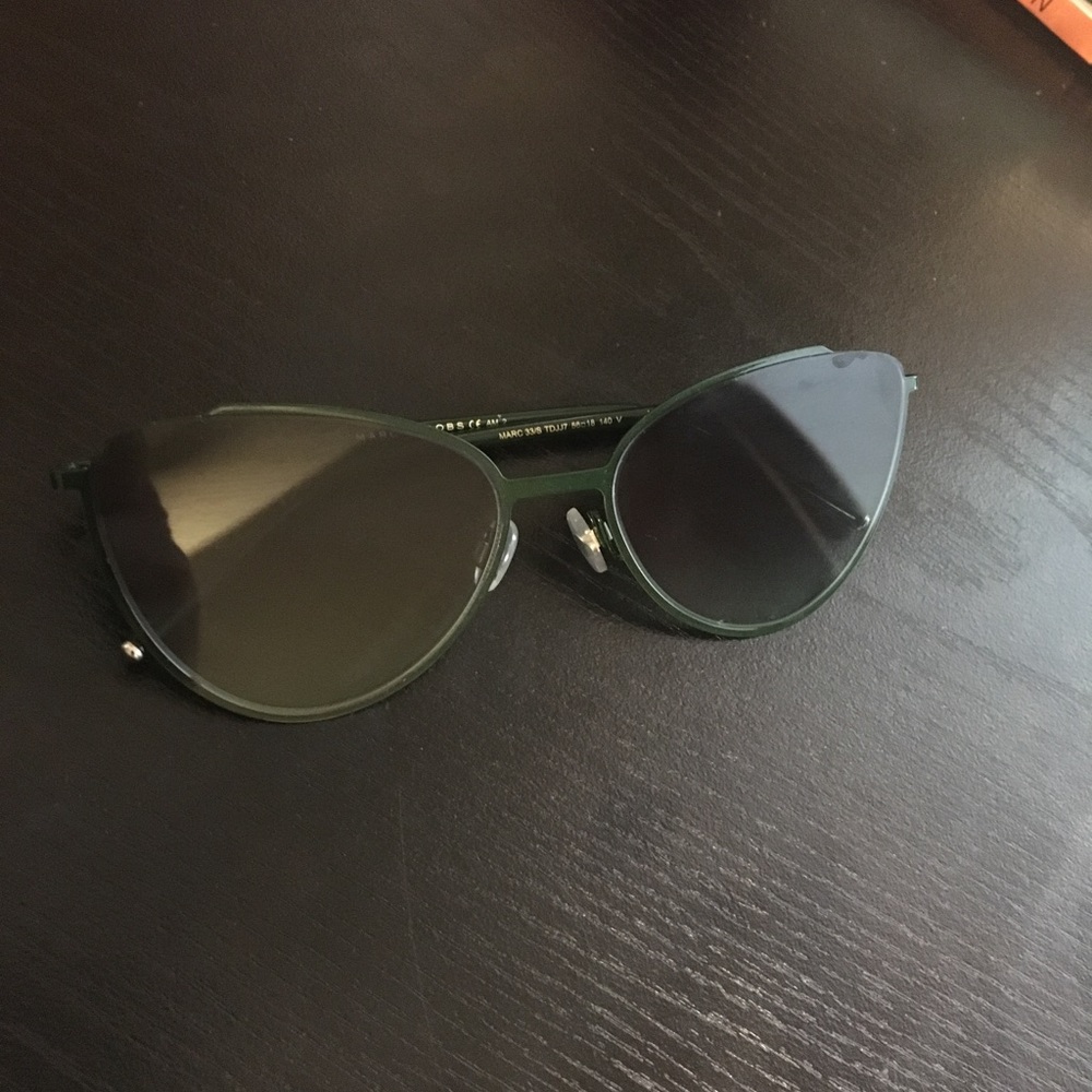 Marc Jacobs 33 Green Cat Sunglasses