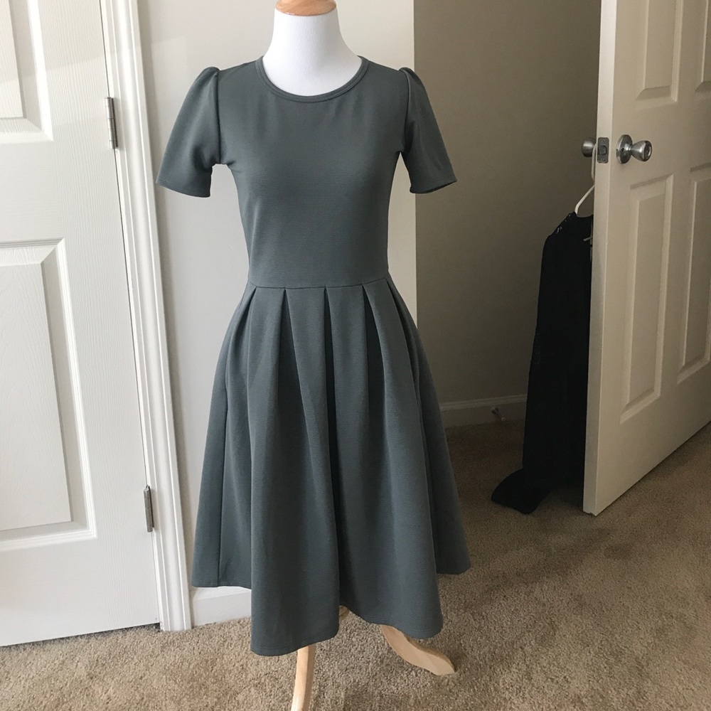 Lularoe Amelia dress
