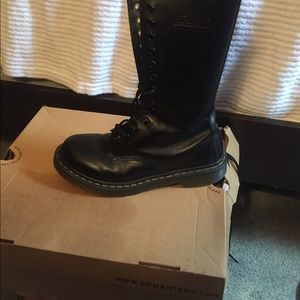 DR. Marten Boots