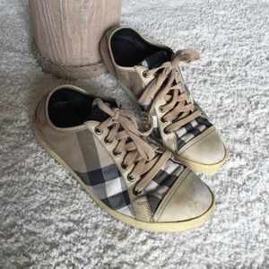 Burberry Sneakers