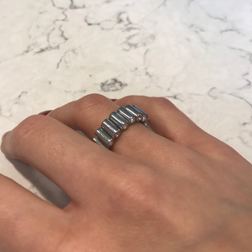 Ring - Picture 3 of 5
