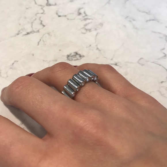 Ring - Picture 3 of 5