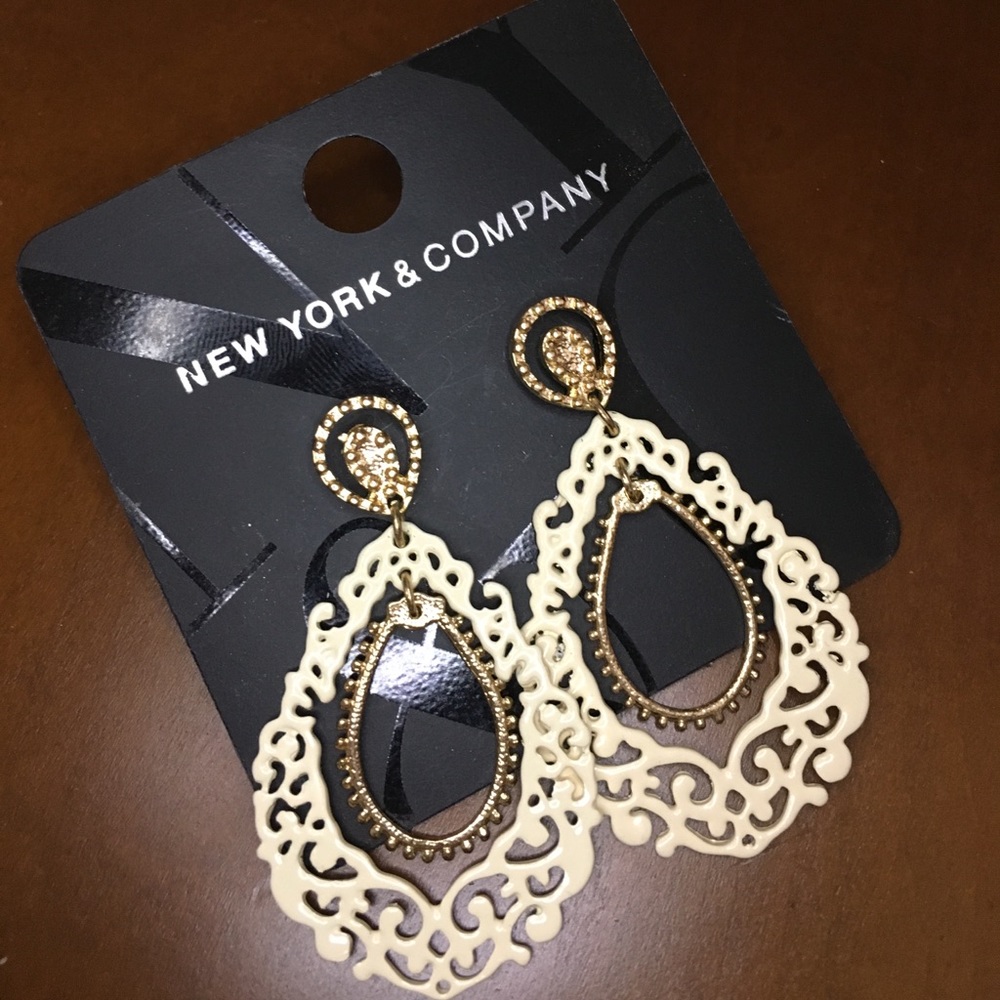 New York & Company Earings (never been worn)