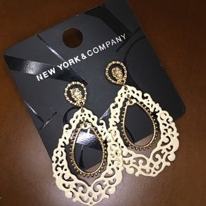 New York & Company Earings (never been worn)