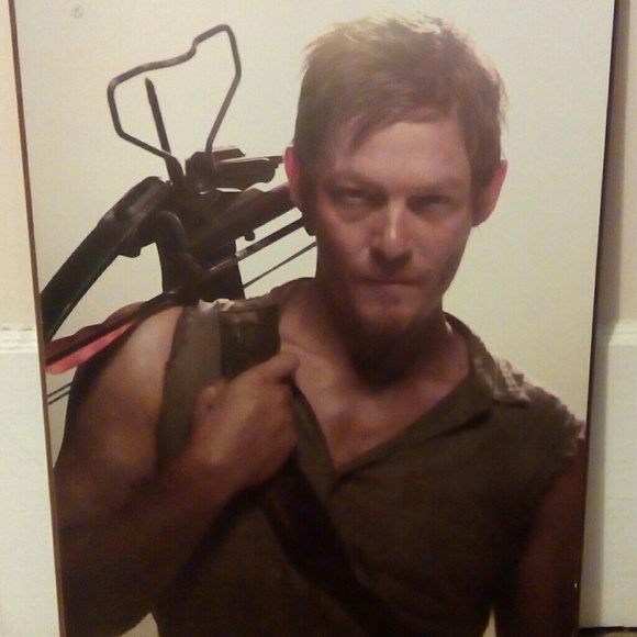 Walking Dead Daryl wood poster - Picture 2 of 5