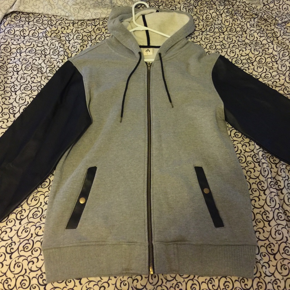Jacket - Picture 2 of 4