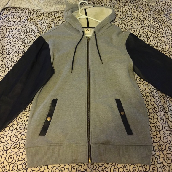 Jacket - Picture 2 of 4