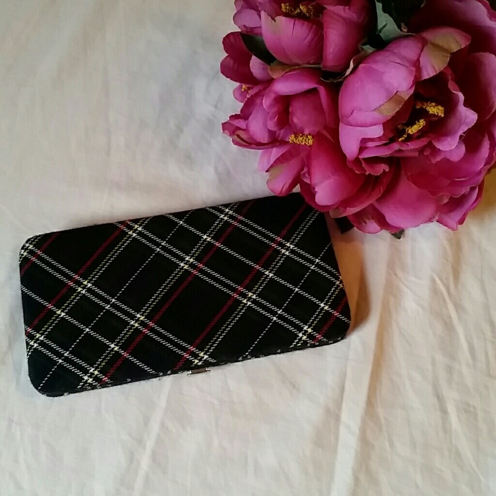 Plaid wallet clutch