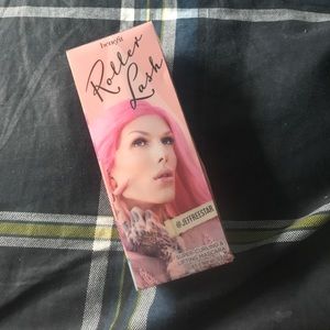 Benefit roller lash!