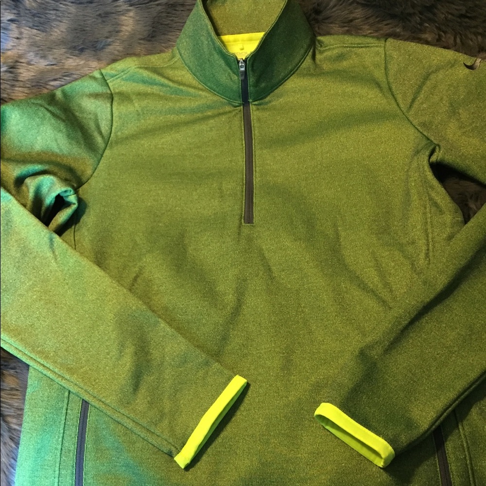 Nike Golf Half-Zip pullover