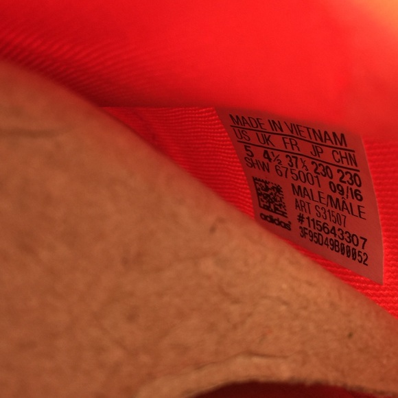 New with Box Adidas NMD Solar Red Triple Red - Picture 4 of 6