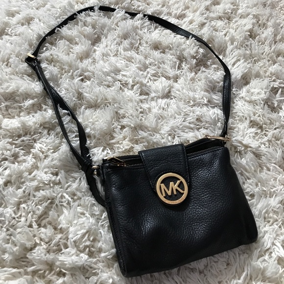 Michael Kors cross body handbag - Picture 1 of 2