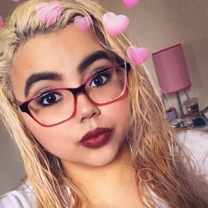 Meet your Posher, Amber francisca