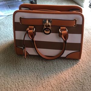 NWOT striped purse