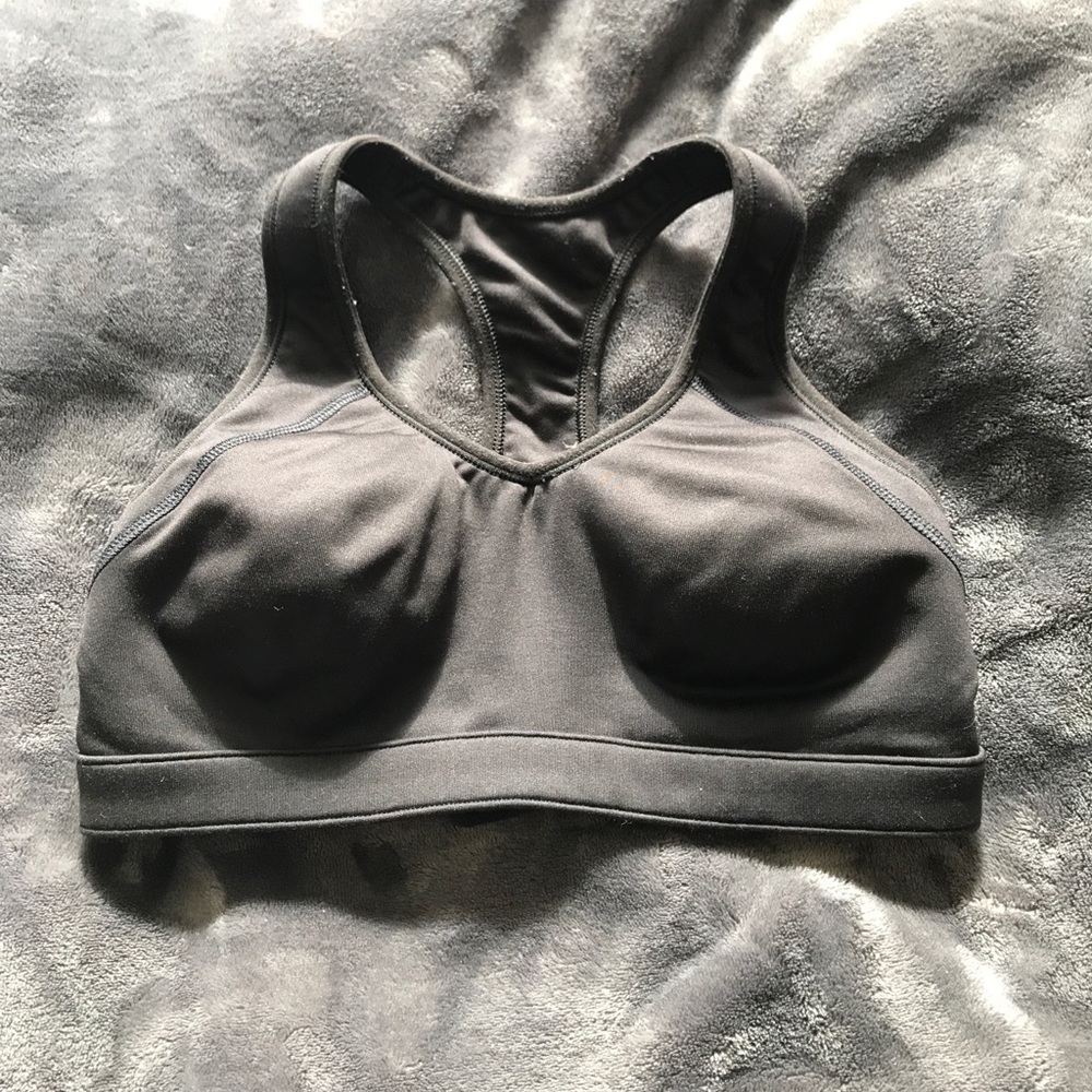 Gap fit sports bra