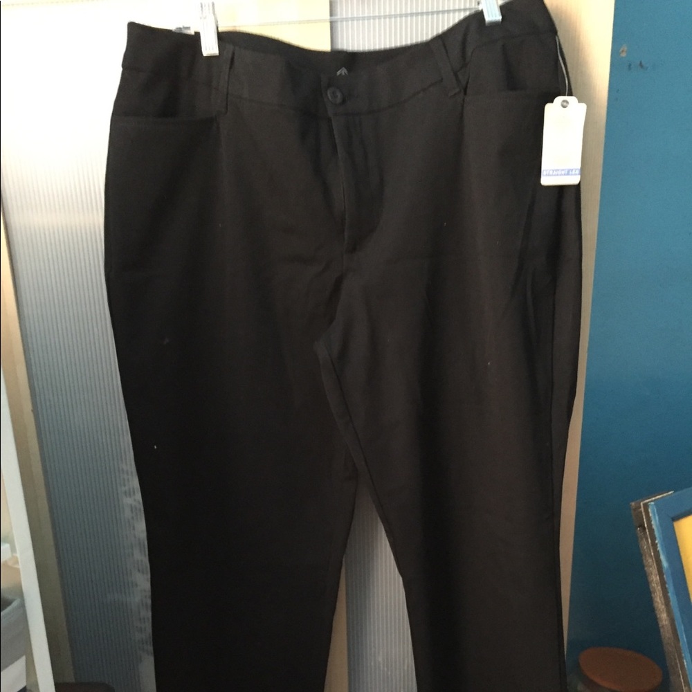 Pants - Picture 4 of 7