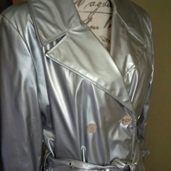 Grey Silver Clic Trench Coat Size 12 L Tradesy Comme Des Garcons Metallic Trench Coat Silver