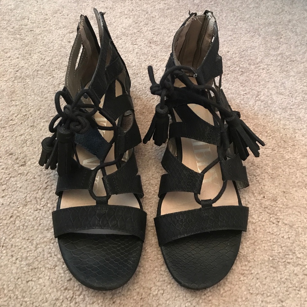 Gladiator sandals with tassel detail