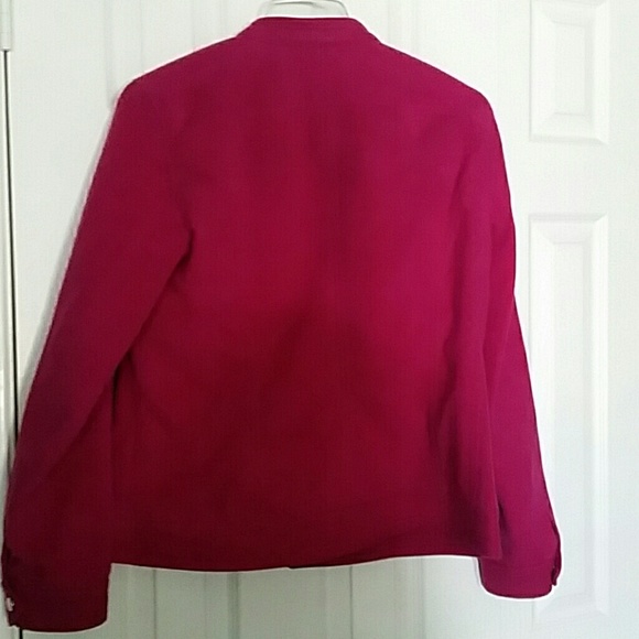 Short jacket - Picture 3 of 3
