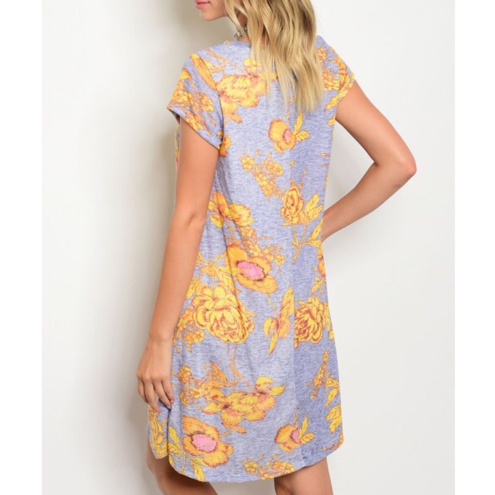 Floral Print Shift Dress - Picture 2 of 3