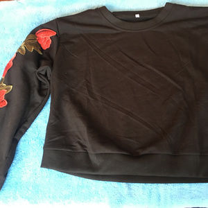 Black red rose sweatshirt