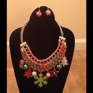 Necklace set