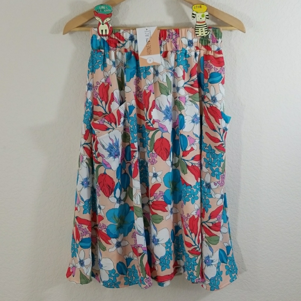 Miramar skirt by Honey and Lace - Picture 4 of 4