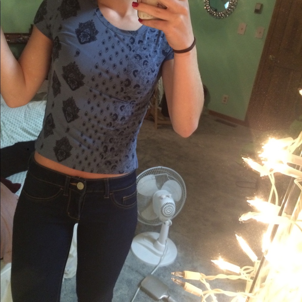American eagle crop top