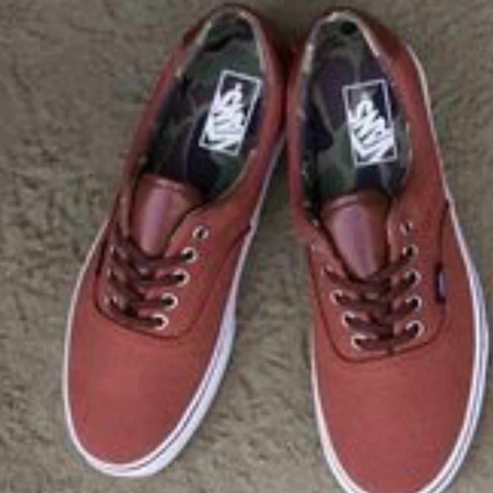 Gingerbread and camo vans