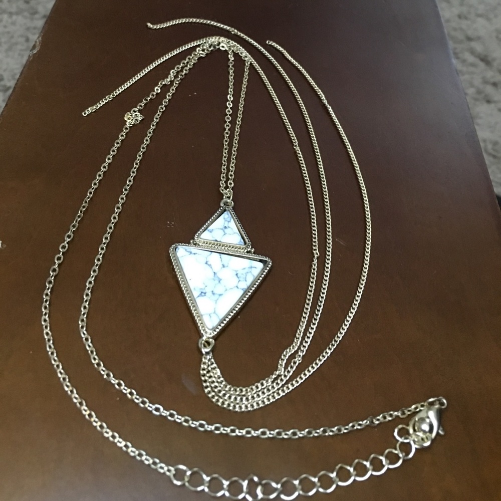 Forever 21 Necklace