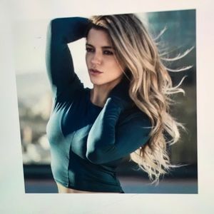 Nikki Blackketter Gymshark Crop Top M
