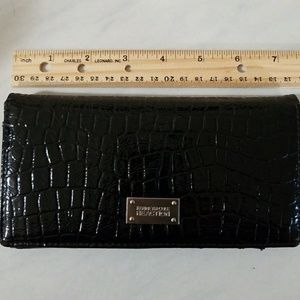 Kenneth Cole Reaction Slim Wallet