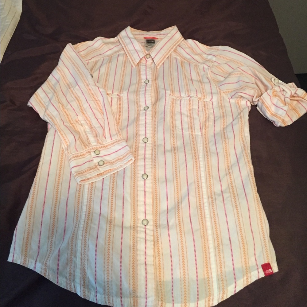 Northface 3/4 sleeve, button down camp shirt