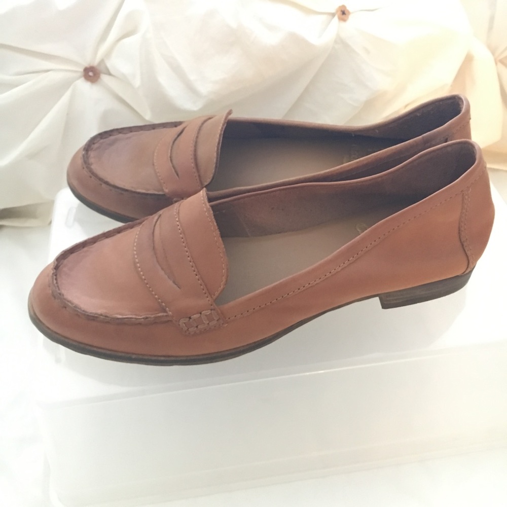 Crown Vintage Women's Loafers