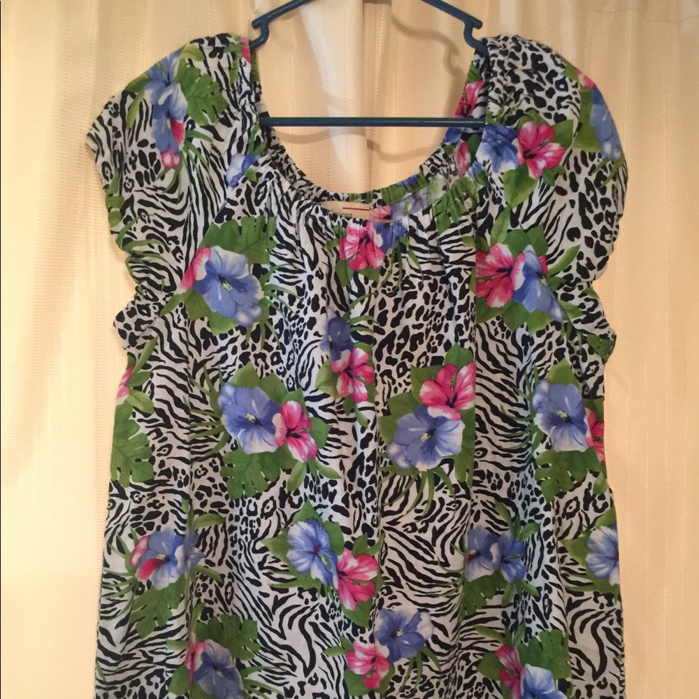 XL W multicolored zebra print scoop neck blouse