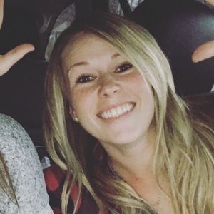 Meet your Posher, Hope