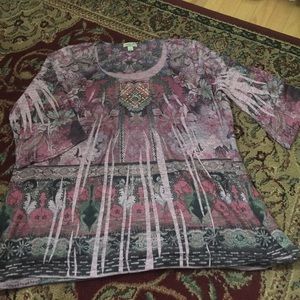 One world 2x women's blouse. Soft/pretty design