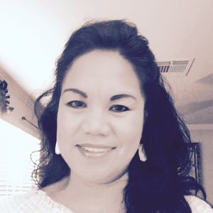 Meet your Posher, Rowena