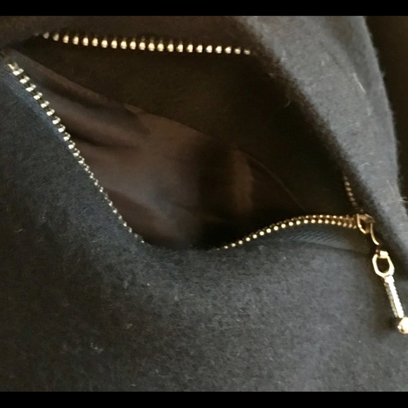 JOFELD DK BLUE LINED WOOL COAT W FAUX FUR COLLAR L - Picture 4 of 8