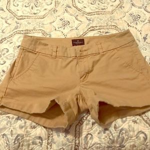 Size 6 American Eagle khaki shorts.